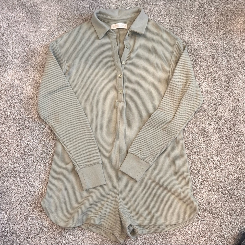 Lounge romper